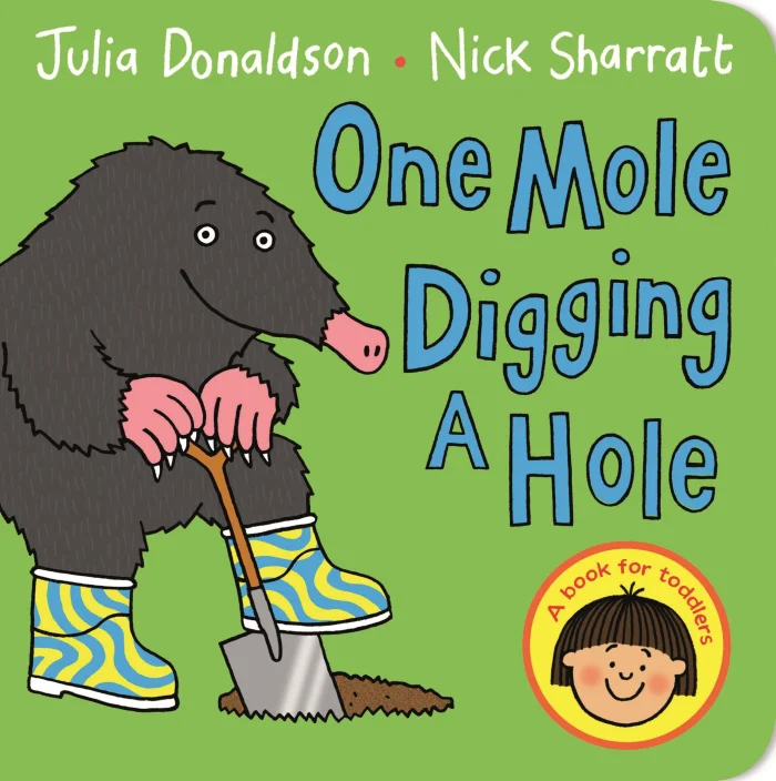 One Mole Digging A Hole, anglická kniha - leporelo