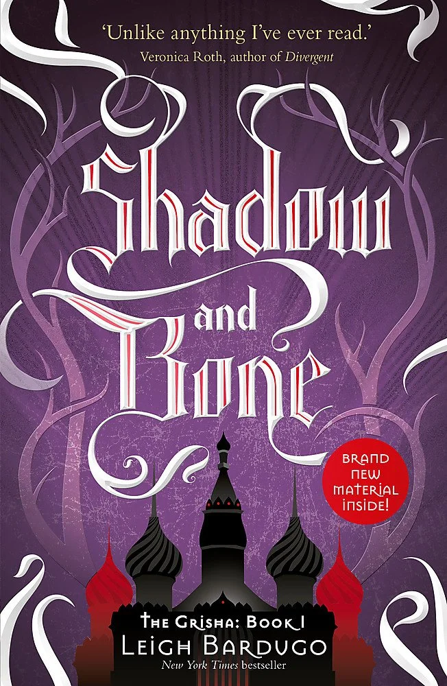 Shadow and Bone (1), anglická kniha