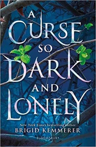 A Curse So Dark and Lonely (1), anglická kniha