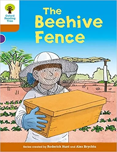 The Beehive Fence L8 (Decode and Develop), anglická kniha