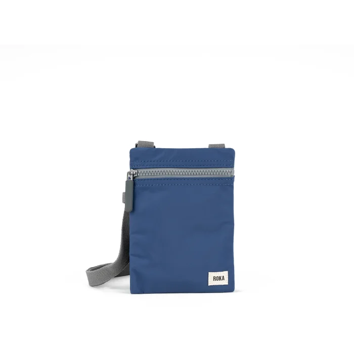 Chelsea Burnt Blue (Recycled Nylon), taštička