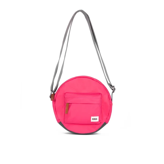 Paddington B Crossbody Raspberry (Recycled Nylon), kabelka