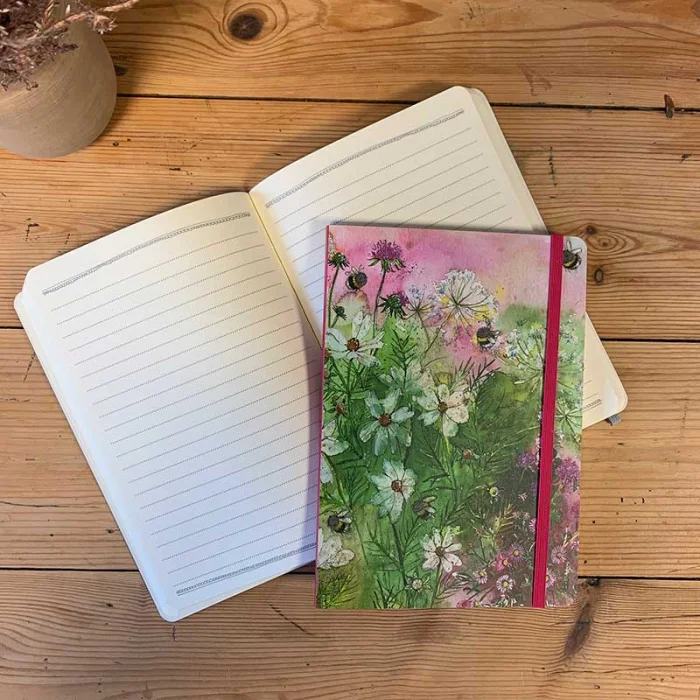 Summer Bees Large Chunky Notebook A5 (LCN32), zápisník A5