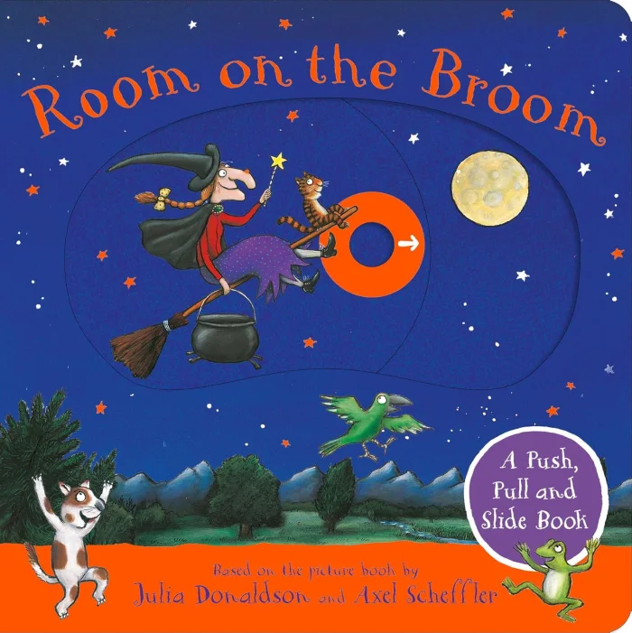Room on the Broom (A Push, Pull and Slide Book), anglická kniha - leporelo