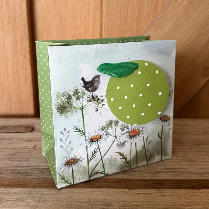 Wren and Daisies Gift Bag / medium (GBM12), darčeková taška