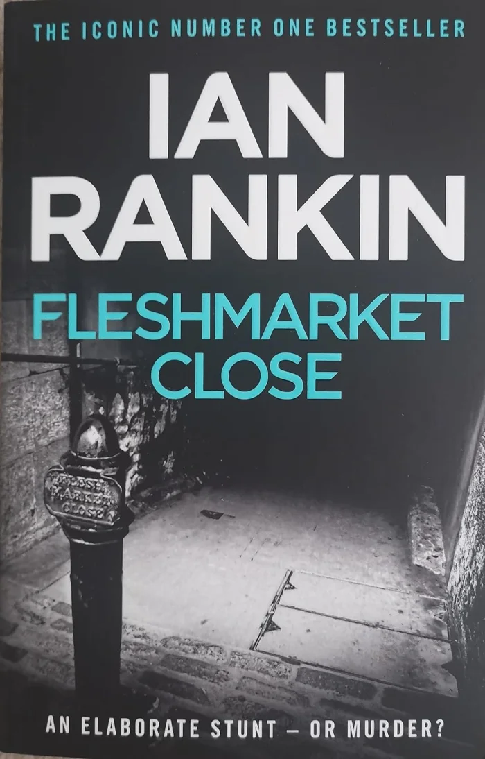 Fleshmarket Close (15), anglická kniha